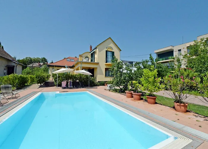 Zsofia 公寓 巴拉顿菲赖德